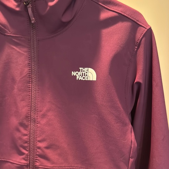 The North Face windwall Maroon Hooded Jacket NWT S - Picture 4 of 16